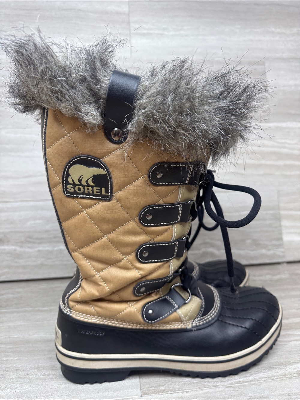 Sorel Tofino II Quilted Faux-Fur Trim Waterproof Winter Boot Womens 9